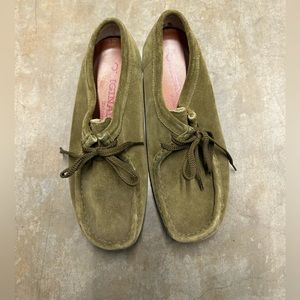 Clarks green suede wallabees